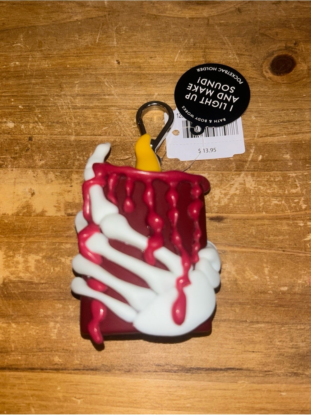 Bath & Body Works Hand Sanitizer Holder skeleton hand candle blood NWT